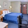 Отель Canadas Best Value Inn & Suites Castlegar, фото 4