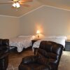 Отель Big Chief Extended Stay Cabins - Campground, фото 3