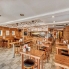 Отель Hakuba Gondola Hotel, фото 18