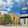 Отель Days Inn & Suites by Wyndham Red Rock-Gallup в Гэллапе