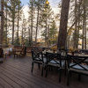 Отель Gambler by Avantstay Charming & Spacious Cabin 5 Min Walk to Lake, фото 12