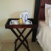 Отель Tzaneen Bed & Breakfast в Тзанине