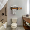 Отель Brookstone Lodge near Biltmore Village, Ascend Hotel Collection by Choice Hotels International, фото 11
