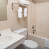 Отель Super 8 by Wyndham Omaha NE, фото 7