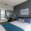 Отель Quickstay - Luxurious 2-Bedroom Condo, Heart Of Toronto, фото 5