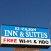 Отель El Cajon Inn & Suites в Эль-Кайоне