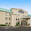 Отель Baymont Inn & Suites Evansville North/Haubstadt, фото 1