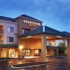 Отель Courtyard by Marriott Cleveland Airport North в Норт-Олмстеде