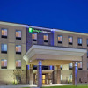 Отель Holiday Inn Express & Suites Airport - Lincoln, an IHG Hotel, фото 1