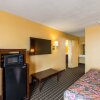 Отель Econo Lodge Inn & Suites, фото 13