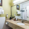 Отель Quality Suites North, фото 8