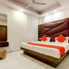 Отель OYO 69583 Hotel Amit, фото 1