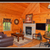 Отель Priscilla Heights Lane Cabin 3210 - 1 Br cabin by RedAwning, фото 1