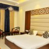 Отель OYO Premium Dhakoli Zirakpur, фото 1