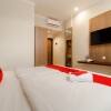 Отель RedDoorz Plus near Lippo Mall Kemang 2, фото 4
