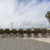 Отель Oceanfront 2BR in Pacific Beach by Sonder, фото 1