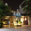 Отель Six Star Motel-Zhongli, фото 1