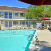 Отель Motel 6 Santa Nella, CA - Los Banos - Interstate 5, фото 13