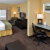 Отель Holiday Inn Express Hotel & Suites Charlotte, an IHG Hotel, фото 7