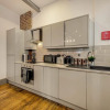 Отель Host Apartments Modern Warehouse Conversion, фото 12