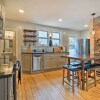 Отель Updated Vintage Apartment < 1/2 Mi to Main St, фото 12