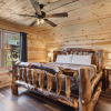 Отель Mystic Cabin 3 Bedroom Cabin by RedAwning, фото 8