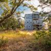 Отель Beach 45 by Oak Island Accommodations, фото 32
