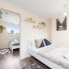 Отель Remarkable 2 Double Bed Ensuite Room Isleworth TW7, фото 3