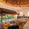 Отель Outstanding Villas Complex 9 BR Canggu w staff, фото 6