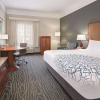 Отель La Quinta Inn & Suites by Wyndham Gallup, фото 5