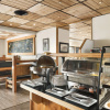 Отель Days Inn by Wyndham Golden, фото 9