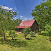 Отель Rustic Cabin w/ Screened Deck: 8 Mi to Dollywood, фото 15