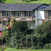 Отель Jungfrau Hotel Annex Alpine Inn в Вильдерсвиле