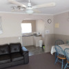 Отель Lakes Entrance Country Cottages, фото 4