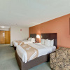 Отель Quality Inn, фото 4