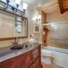 Отель Convenient Kings Beach Condo: 1 Mi to Lake Tahoe!, фото 12