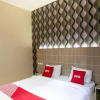 Отель SUPER OYO 2320 Hotel Charvita, фото 12