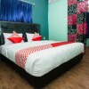 Отель Sentosa Jaya Guest House by OYO Rooms, фото 17