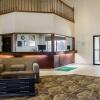 Отель Quality Suites Near West Acres, фото 40