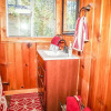 Отель Cinnamon Bear - 2 Br cabin by RedAwning, фото 18