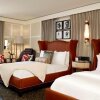 Отель Aspen St Regis Resort Hotel Room With 2 Queens, фото 4