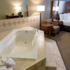 Отель Comfort Suites Grand Rapids South, фото 9