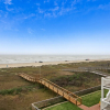 Отель Enchanted Beachfront 3 Bedroom Home, фото 18