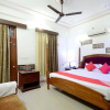 Отель OYO 19035 Hotel Satkar, фото 2