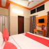 Отель OYO 15993 Hotel Ashoka Guest House, фото 13