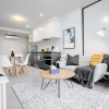 Отель Stunning 2 Bed On Collins With Pool In Southern Cross, фото 11