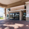 Отель Comfort Suites near NASA - Clear Lake, фото 17