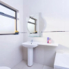 Отель Room in Guest Room - Ezulwini Guest House - Executive Double Room With Pool View, 2 Guests in Balito, фото 4