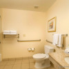 Отель Holiday Inn Express & Suites San Antonio-West-SeaWorld Area, an IHG Hotel, фото 10