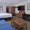 Отель Holiday Inn Express & Suites Marshalltown, an IHG Hotel в Маршалтауне